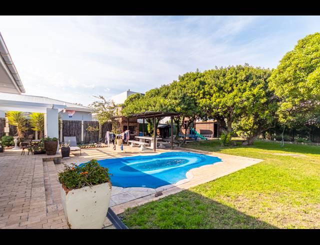4 BEDROOM HOUSE SOLD IN BLOUBERGRANT